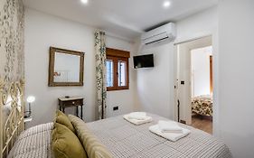 Higuera'S Home